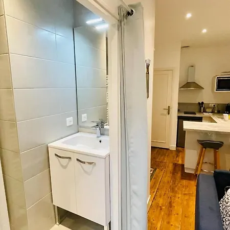 Nice Studio With Furnished Balcony In A Dynamic District